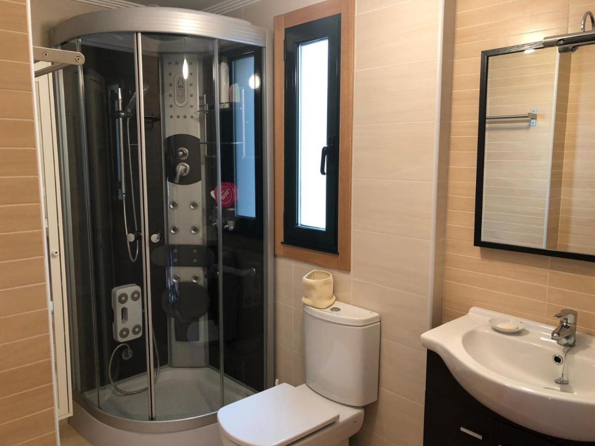 Apartamento Para 6 Personas Con Piscina Y Paddle Foz Luaran gambar
