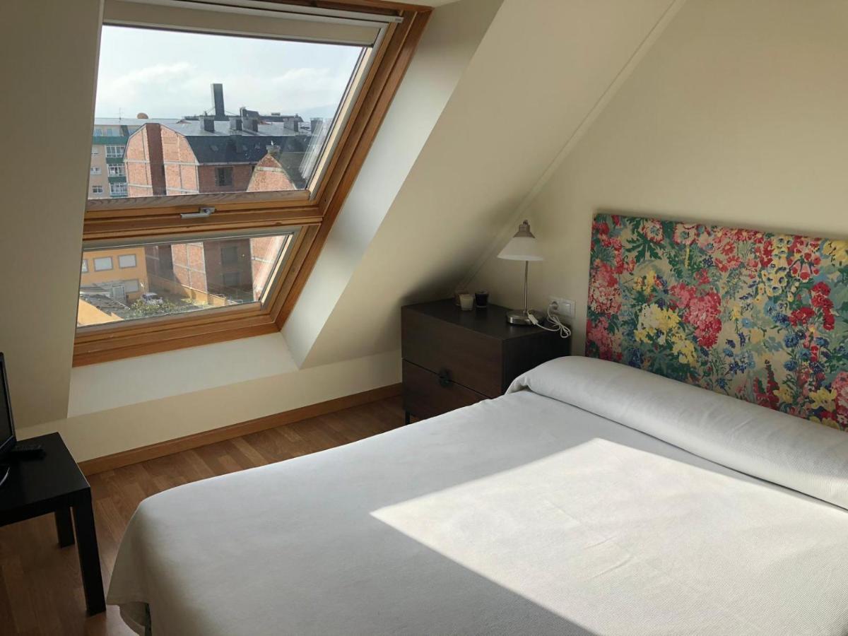 Apartamento Para 6 Personas Con Piscina Y Paddle Foz Luaran gambar