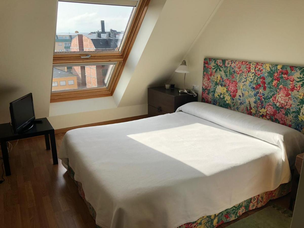 Apartamento Para 6 Personas Con Piscina Y Paddle Foz Luaran gambar